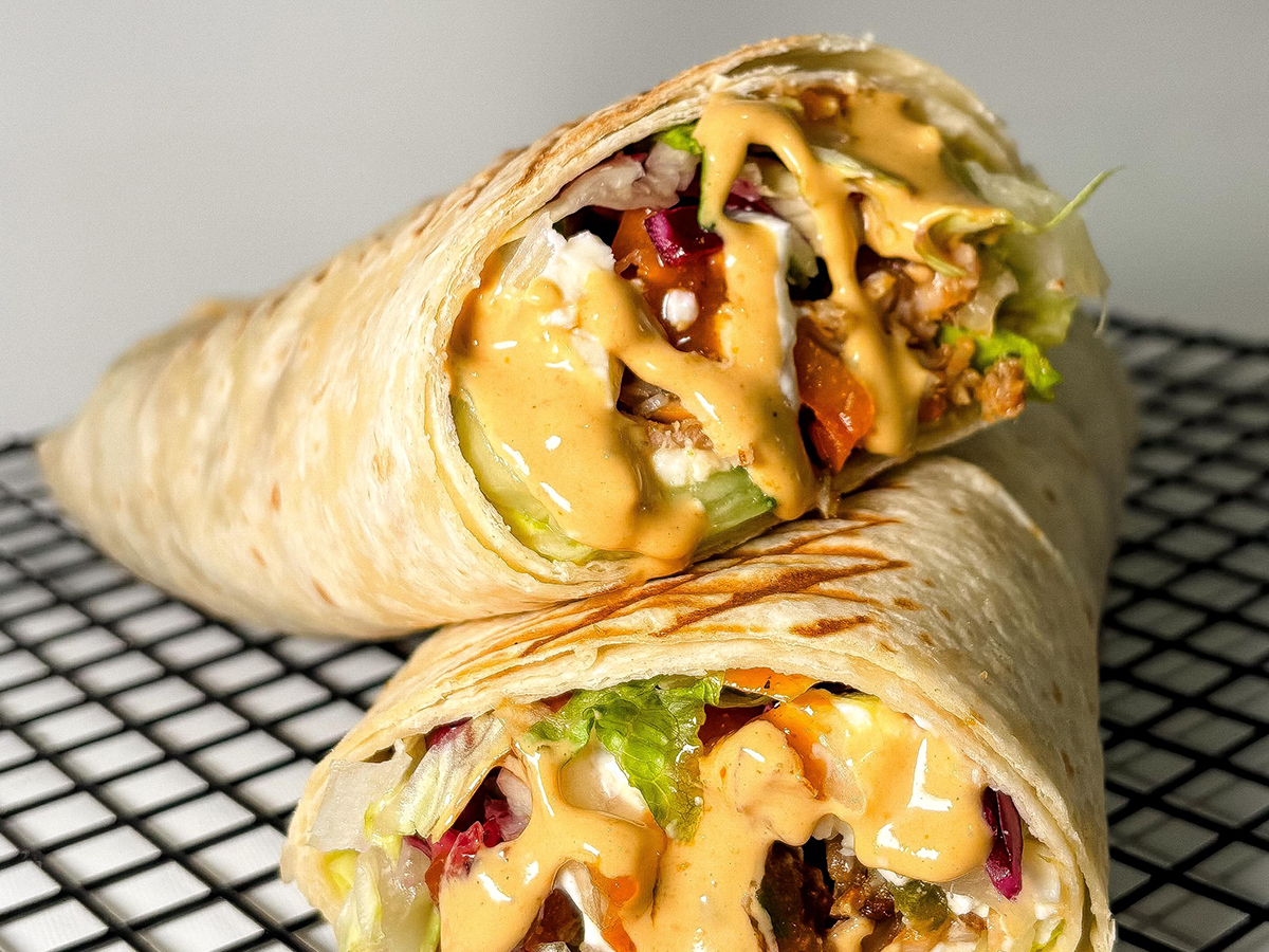 Berlin XL – döner extra carne con verduras asadas y queso de oveja